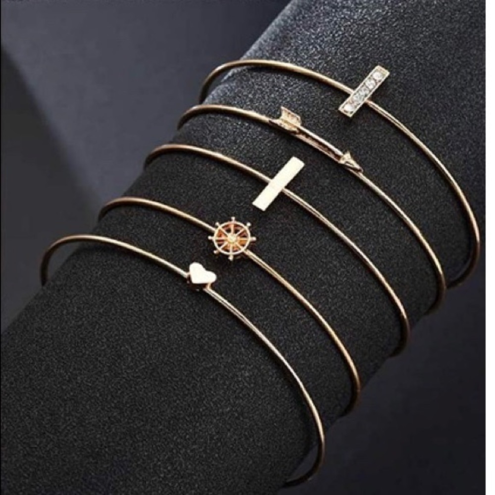 Set of 5 Bracelets